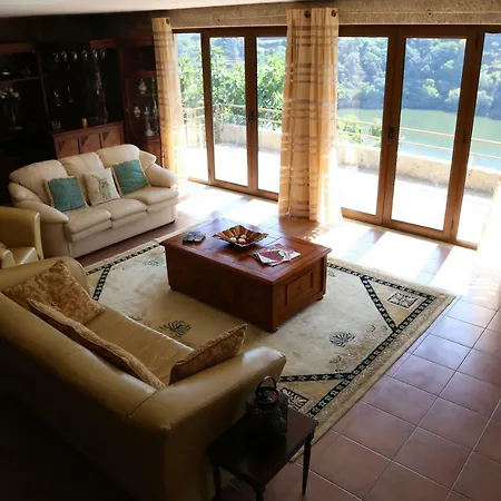 Casa Vista Alegre Abelhal